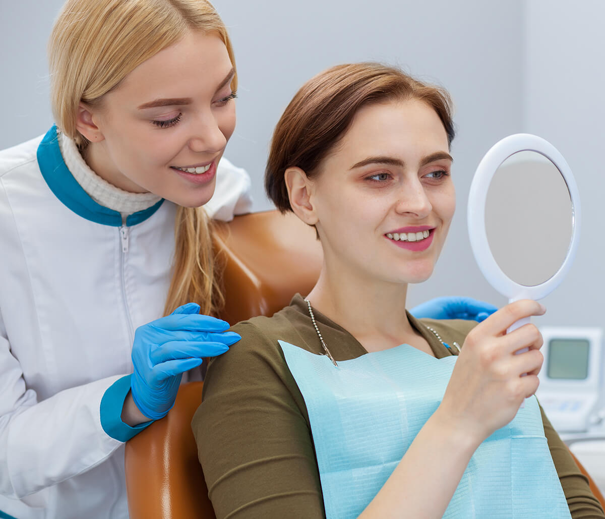 Dentist at Auburn Centre Dental for Quality Dental Services in Waterloo Area